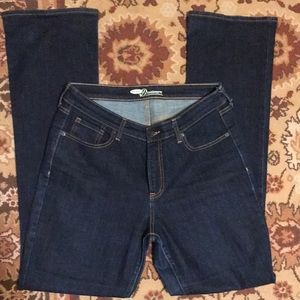 Old navy the dreamer bootcut jeans. Size 12 tall, 36” inseam. Dark.